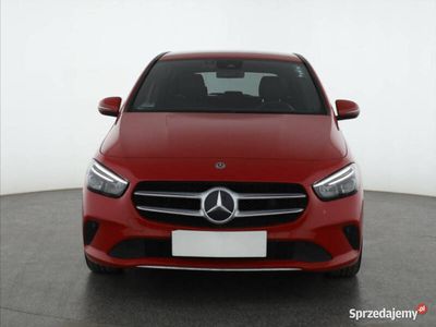 Mercedes B180