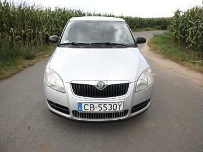 Srebrny Używany 2009 Skoda Fabia Hatchback | 9900 zł (Uczciwa cena)