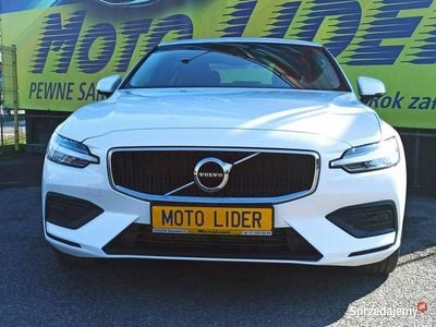 Używany Volvo S60 250 KM (183 kW) 2020 Biały (metalik, perła) Sedan/Limuzyna