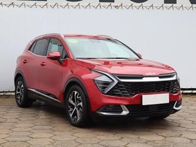Czerwony Używany 2022 Kia Sportage SUV | 125 999 zł (Dość drogi)
