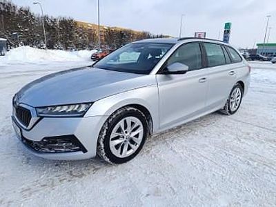 Używany Skoda Octavia 150 KM (110 kW) 2020 Szary Sedan/Limuzyna