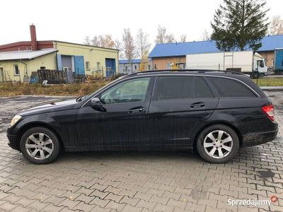 Czarny Używany 2009 Mercedes C200 Kombi | 17 000 zł
