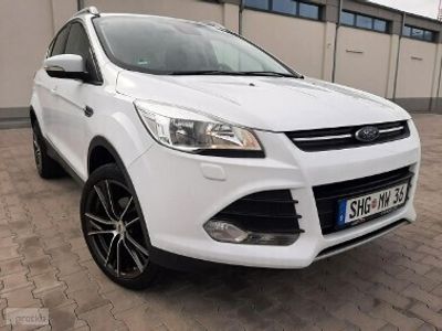 używany Ford Kuga BEZWYPADKOWY SERWIS ALU 19 MAŁY PRZEBIEG