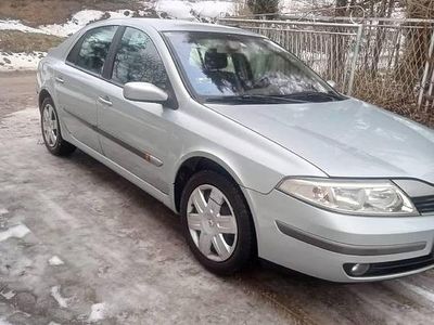 Używany Renault Laguna II 2001 Srebrny Hatchback