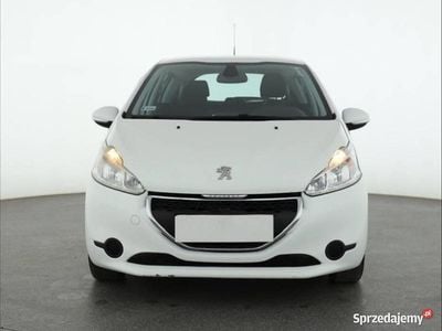 Używany Peugeot 208 2013 Biały Hatchback