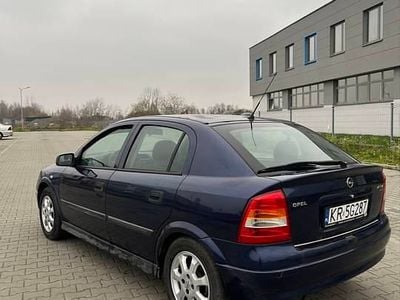 Granatowy Używany 2000 Opel Astra Hatchback | 2600 zł (Uczciwa cena)