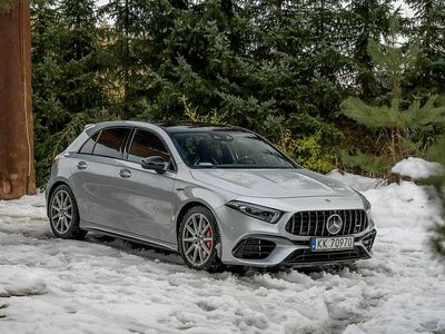Używany Mercedes A45 AMG AMG 421 KM (309 kW) 2022 Srebrny (metalik) Hatchback