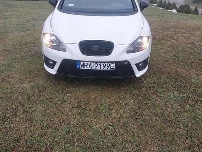 Biały Używany 2010 Seat Leon FR Hatchback | 31 000 zł (Dość drogi)