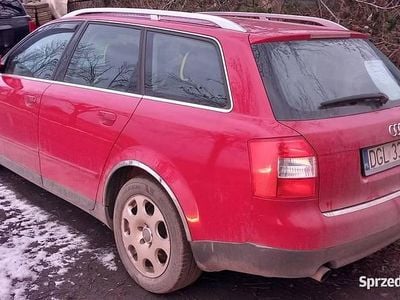 Używany Audi A4 2002 Czerwony Kombi