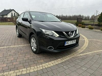 Używany Nissan Qashqai 163 KM (119 kW) 2016 Czarny SUV