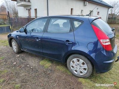 używany Hyundai i30 1.6crdi 2008r. Hak