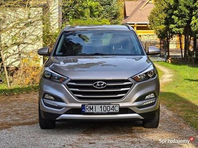 Brązowy Używany 2016 Hyundai Tucson SUV | 50 900 zł (Dobra cena)