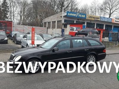 Czarny Używany 2008 Mercedes E200 Sedan/Limuzyna | 29 900 zł