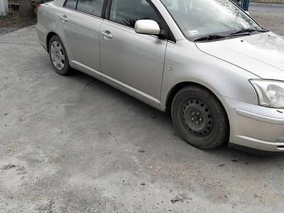 Srebrny Używany 2005 Toyota Avensis T2 Sedan/Limuzyna | 12 000 zł (Dość drogi)
