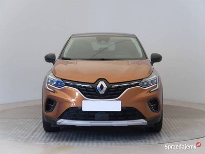 używany Renault Captur E-Tech Plug-in