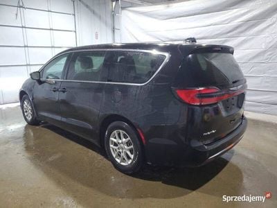 Używany 2024 Chrysler Pacifica Touring SUV | 74 000 zł