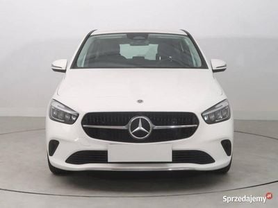 Mercedes B200
