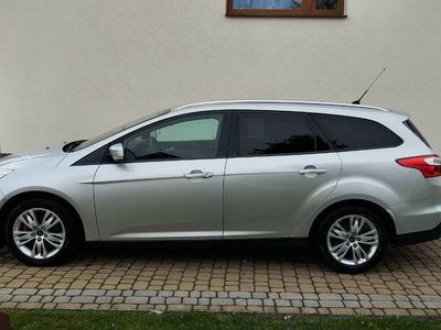 Srebrny Używany 2011 Ford Focus Kombi | 22 000 zł