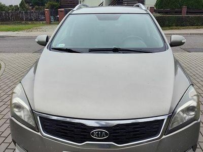 Żółtozłoty Używany 2011 Kia Ceed Hatchback | 11 500 zł (Drogi)