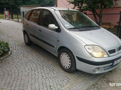 używany Renault Scénic 1.9 dCi