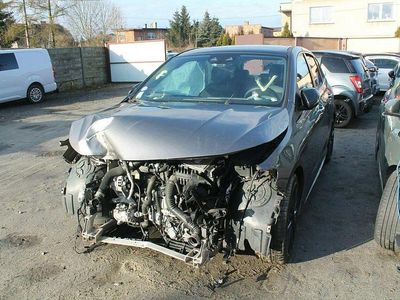 Używany Mercedes B200 163 KM (119 kW) 2022 Szary Minivan