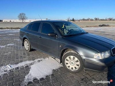 Zielony Używany 1999 Skoda Octavia Hatchback | 4500 zł