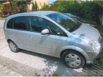 Srebrny Używany 2007 Opel Meriva Minivan | 7400 zł (Uczciwa cena)