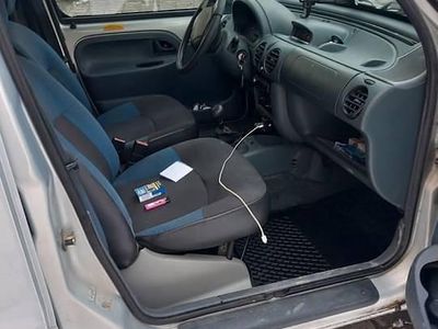 Używany 2000 Renault Kangoo Sedan/Limuzyna | 3700 zł