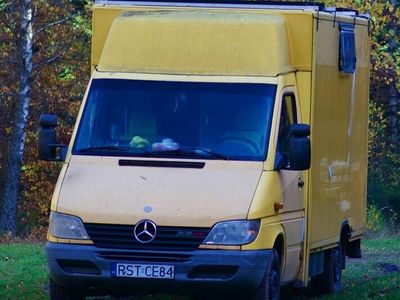 Żółtozłoty Używany 2001 Mercedes Sprinter Van | 28 000 zł (Drogi)