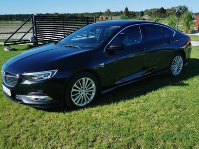 Używany Opel Insignia Sport 170 KM (125 kW) 2017 Czarny Sedan/Limuzyna