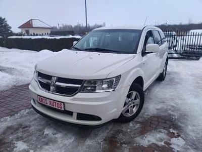 Używany Dodge Journey 140 KM (102 kW) 2009 Biały SUV
