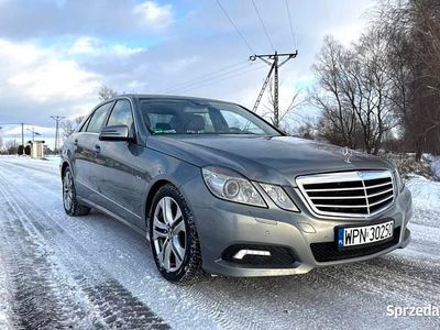 używany Mercedes E350 E klasa W212 CDI V6 265 km Avantgarde Mały PRZEBIEG