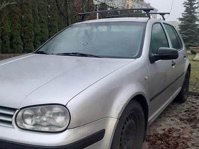 Używany VW Golf IV 75 KM (55 kW) 2000 Srebrny Hatchback