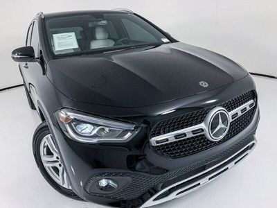 używany Mercedes GLA250 2dm 221KM 2022r. 5 800km