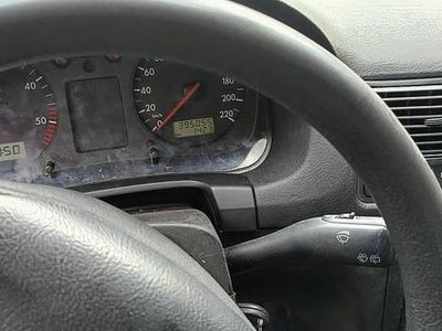 Biały Używany 2000 VW Golf IV Kombi | 4000 zł (Uczciwa cena)