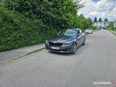Używany BMW 318 Sport Line 2017 Szary Sedan/Limuzyna
