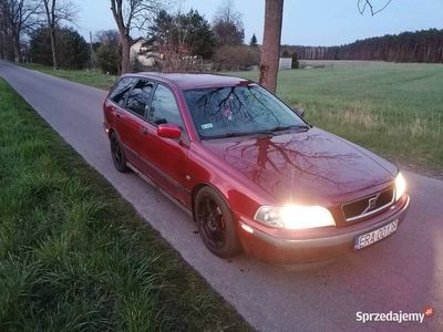 używany Volvo V40 