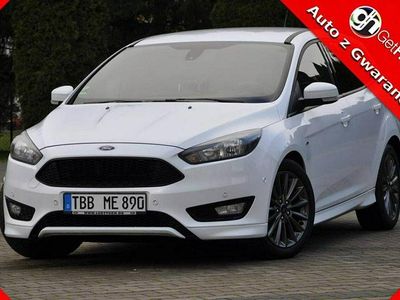 Biały (metalik) Używany 2016 Ford Focus ST-Line Kombi | 41 900 zł (Dość drogi)
