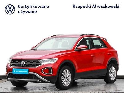 Używany 2024 VW T-Roc SUV | 111 000 zł (Uczciwa cena)