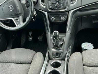 Używany Opel Zafira 2016 Inny kolor Minivan