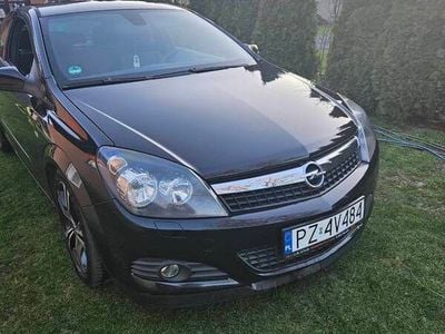 Używany Opel Astra GTC 2007 Czarny Hatchback