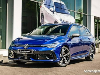 Nowe VW Golf VIII R 2026 Niebieski Kombi