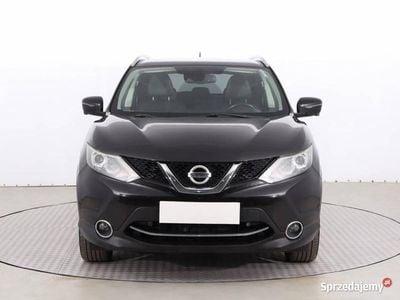 Czarny Używany 2014 Nissan Qashqai SUV | 40 999 zł (Uczciwa cena)