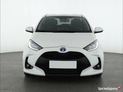 Używany Toyota Yaris Hybrid 2021 Biały Hatchback