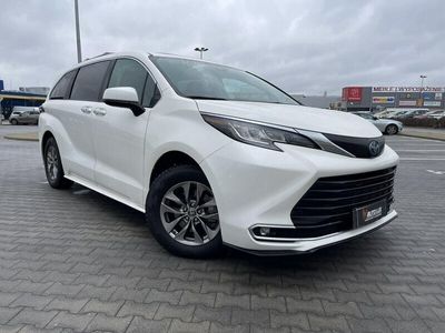 używany Toyota Sienna 2.5dm 253KM 2021r. 35 161km