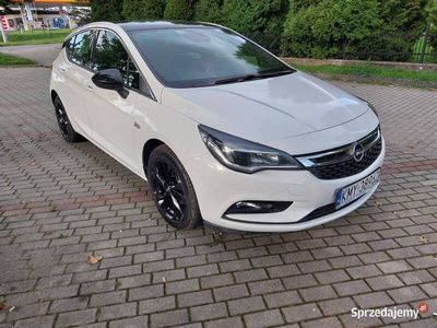 używany Opel Astra Black Edition, przebieg tylko 18250 km!!!