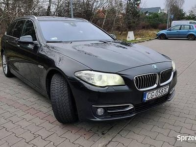 Czarny Używany 2014 BMW 525 Luxury Line Kombi | 49 900 zł (Uczciwa cena)