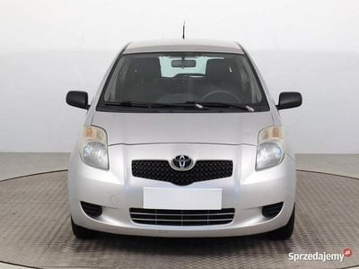 Srebrny Używany 2007 Toyota Yaris Hatchback | 9999 zł (Uczciwa cena)