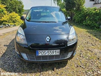Czarny Używany 2011 Renault Scénic III Bose Edition Minivan | 17 900 zł (Uczciwa cena)