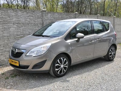 używany Opel Meriva B 1.4 Dobra wersja Nie ma się co zepsuć :)